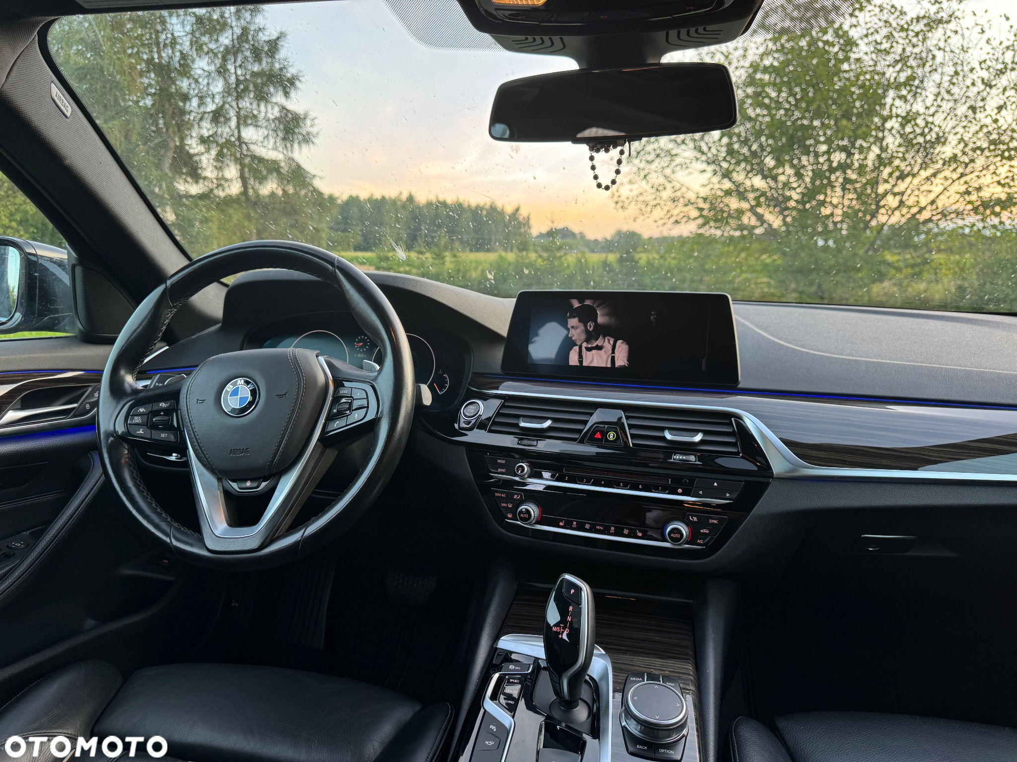 BMW Seria 5 540i xDrive Sport Line sport - 27