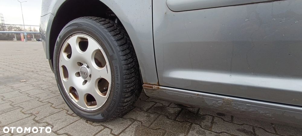 Volkswagen Touran - 21