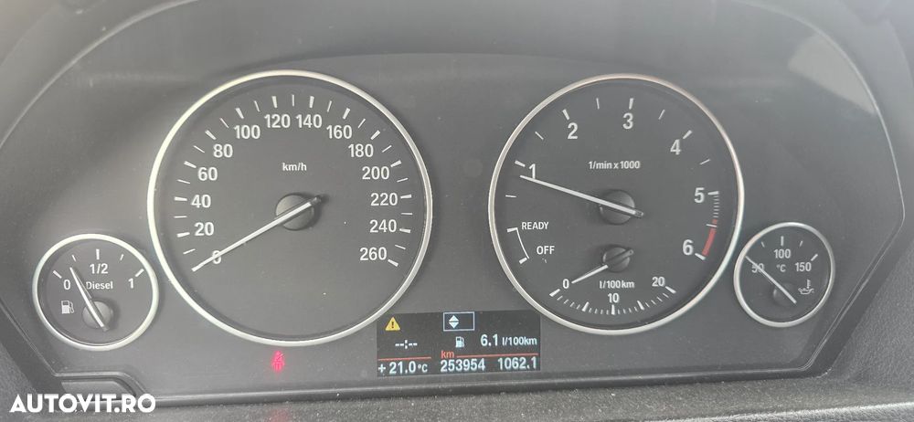 BMW Seria 3 318d - 20