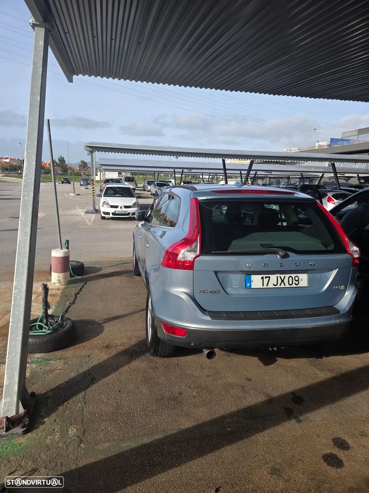 Volvo XC 60 2.0 D3 Drive - 5