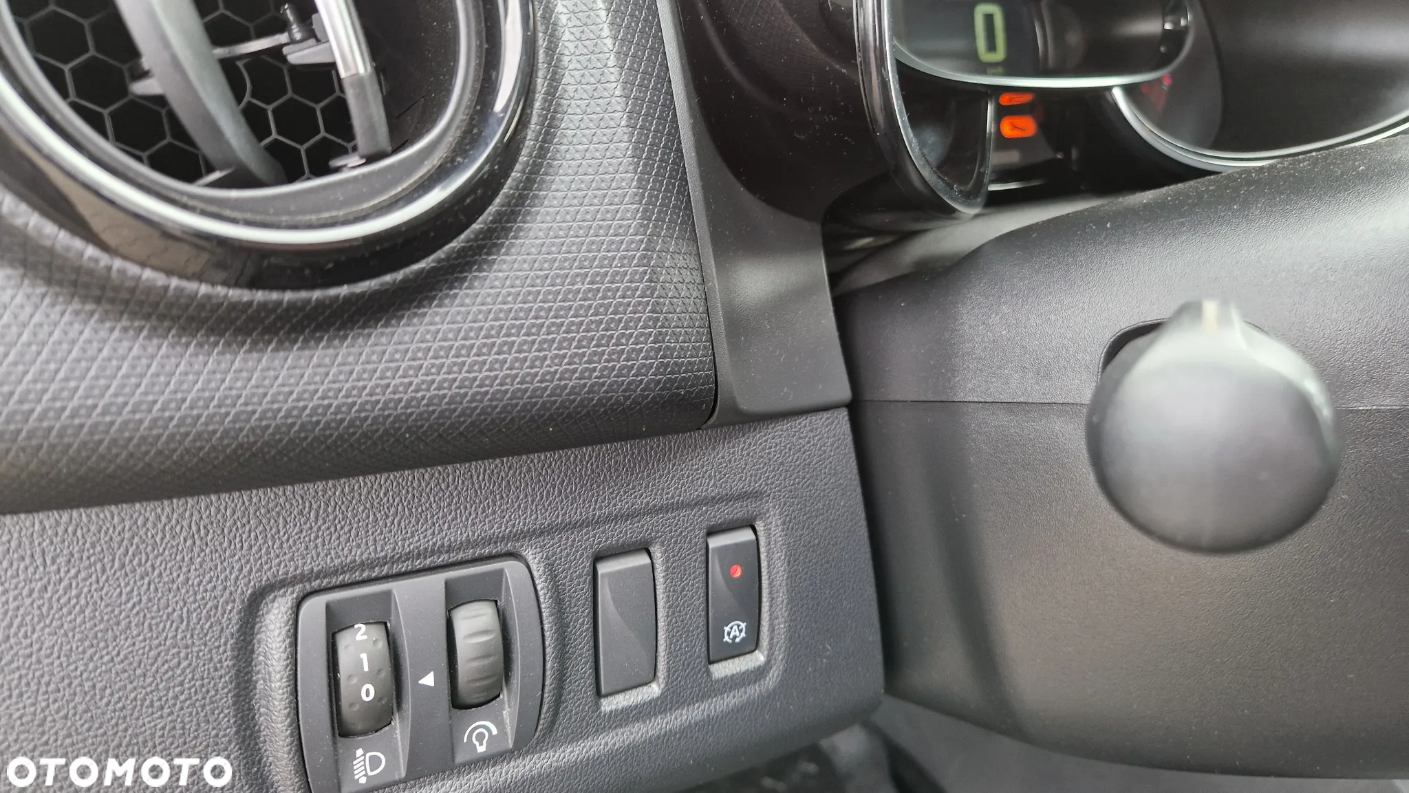 Renault Clio 0.9 Energy TCe Life - 16
