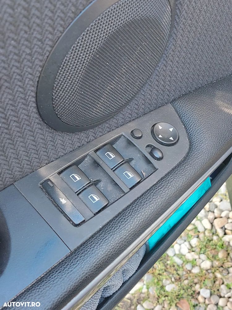 BMW Seria 3 320d - 8