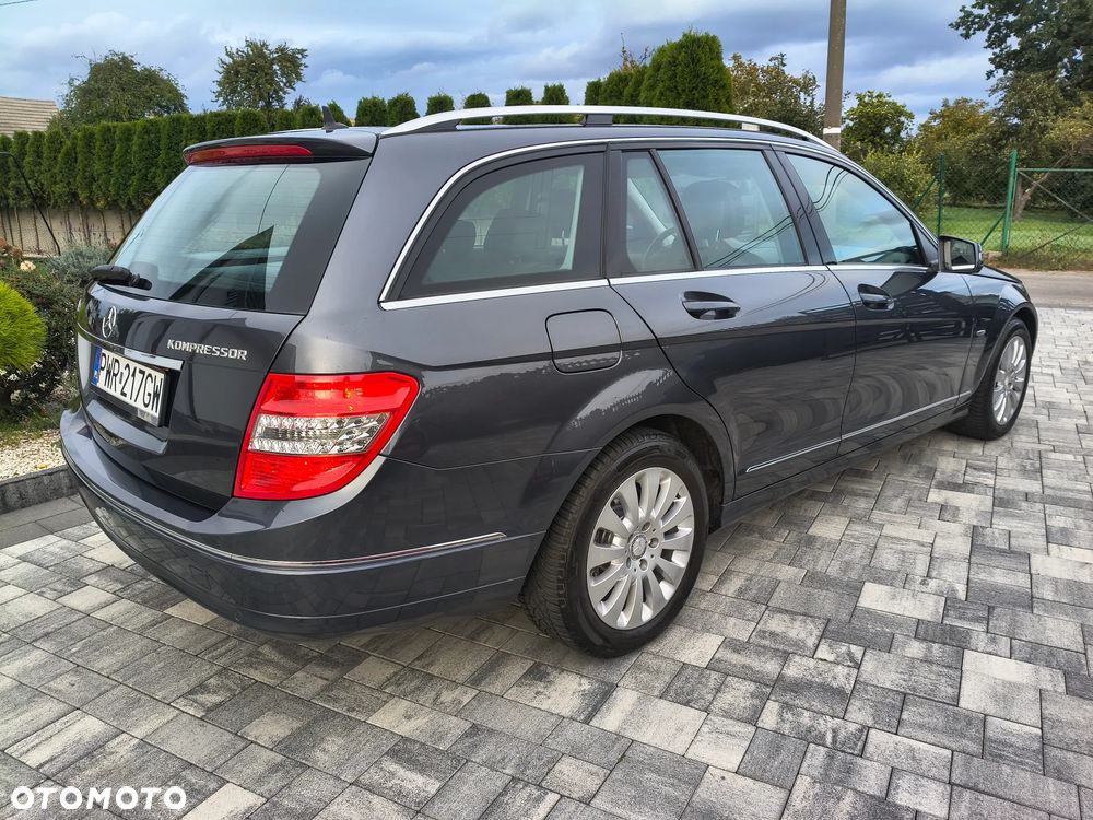 Mercedes-Benz C-Class 2009 photo 5