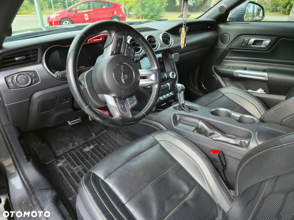 Ford Mustang 5.0 V8 GT - 6