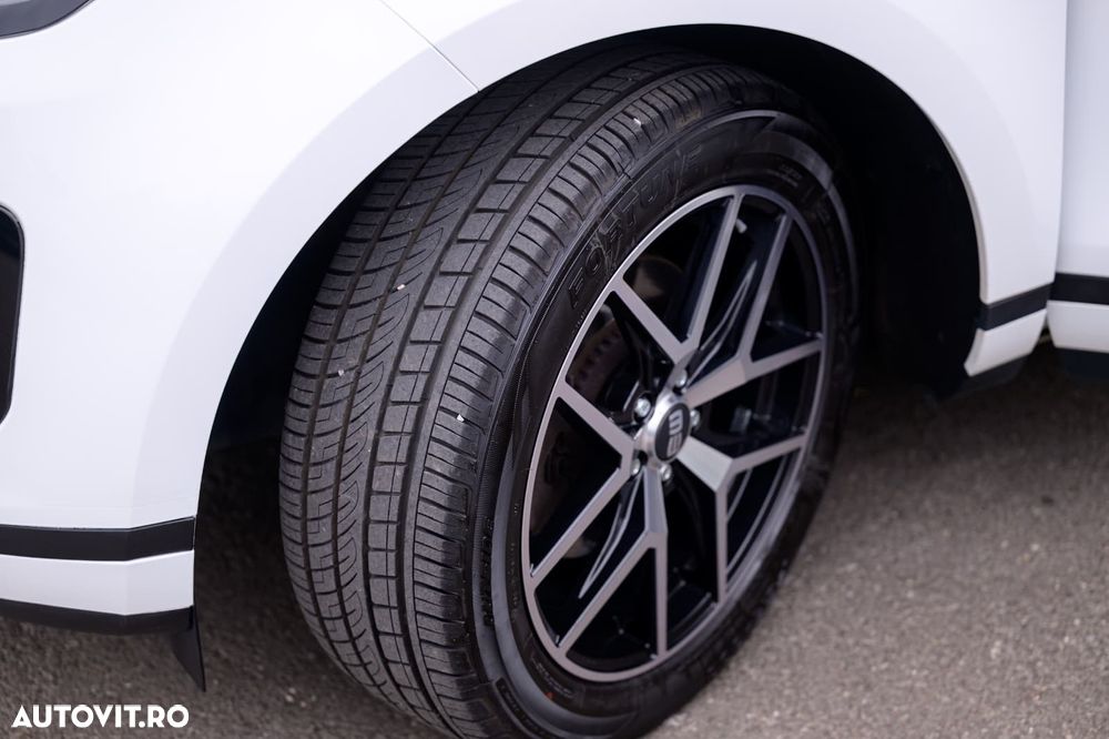 Land Rover Range Rover Evoque - 13