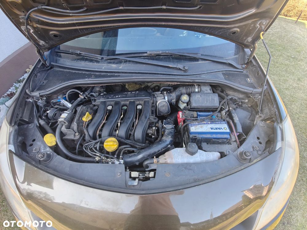 Renault Clio 1.4 16V Authentique - 15