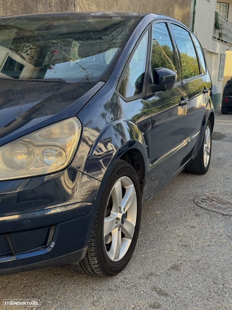 Ford S-Max - 5