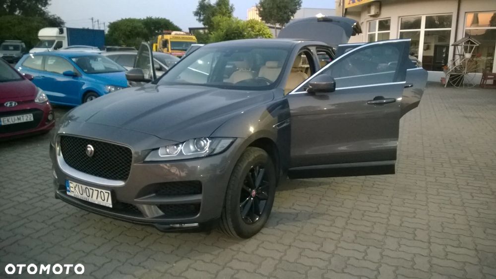 Jaguar F-Pace 2.0 i4D AWD Prestige - 17