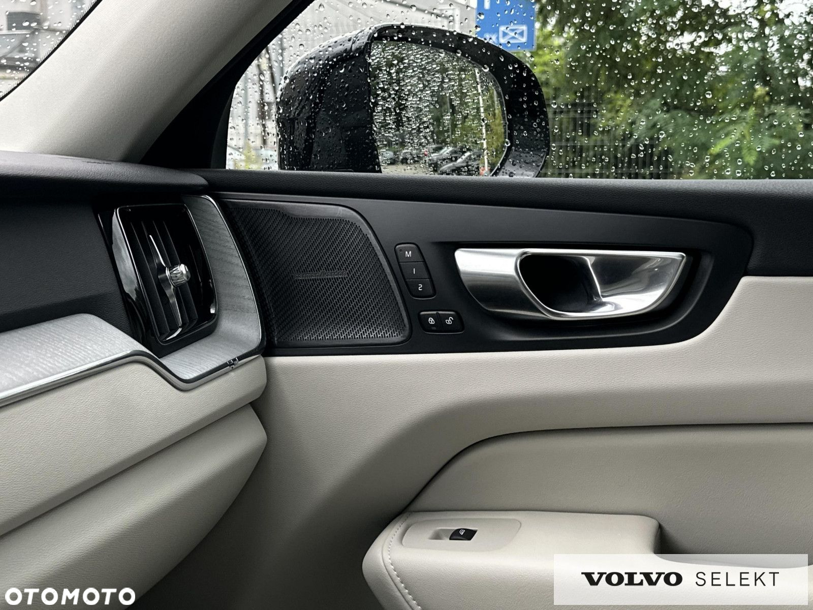 Volvo XC 60 - 31