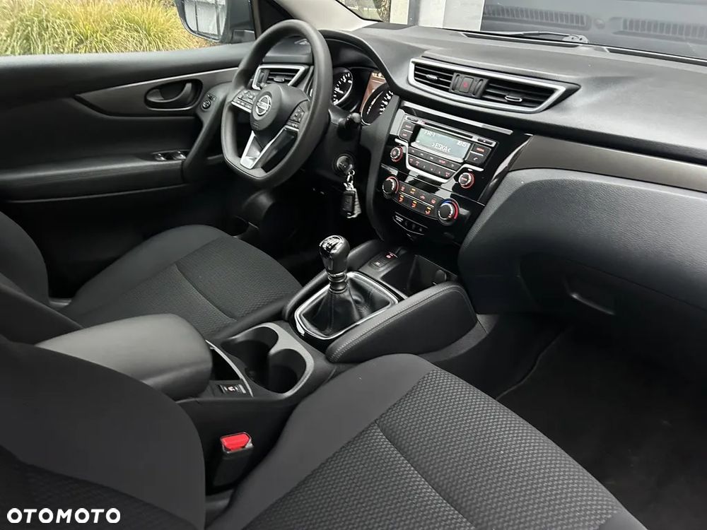 Nissan Qashqai - 22