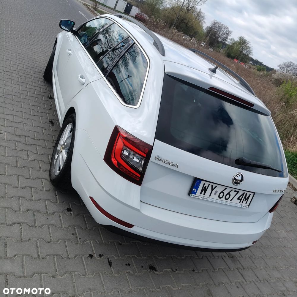 Skoda Octavia 1.5 TSI ACT Style DSG - 3