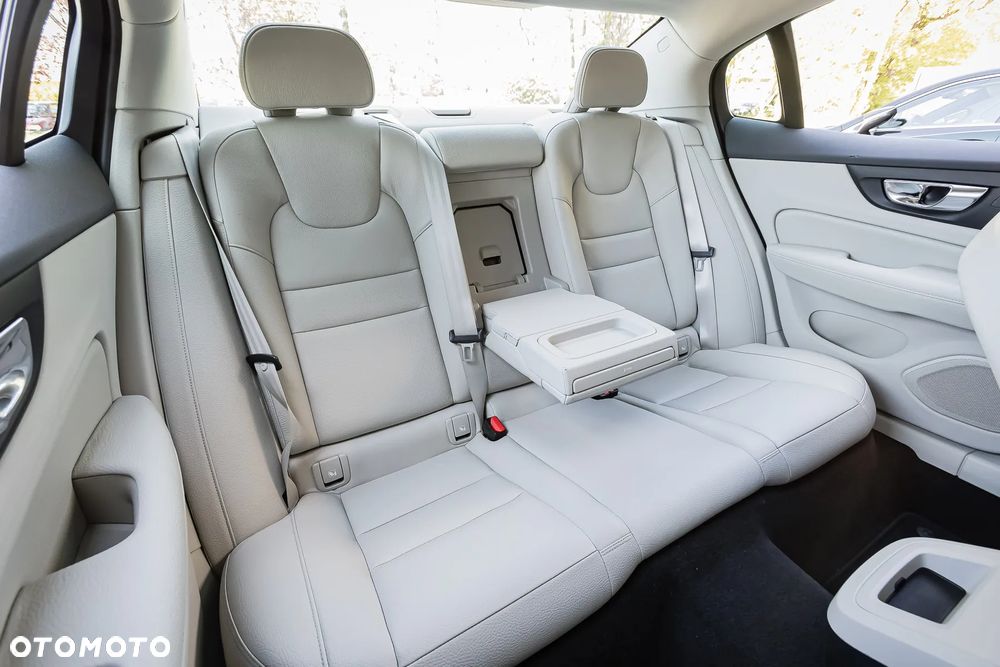Volvo S60 T4 Inscription - 19