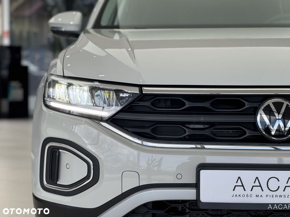 Volkswagen T-Roc - 39