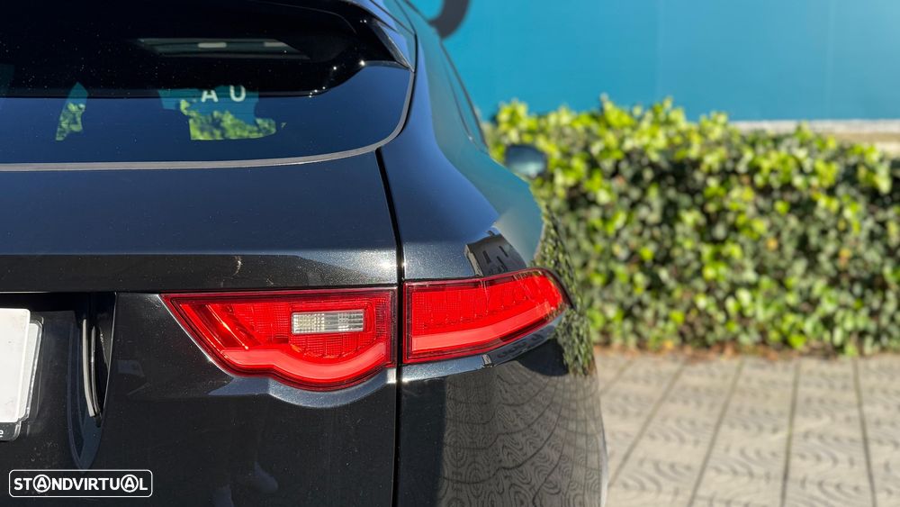 Jaguar F-Pace 2.0 i4D R-Sport Aut. - 30