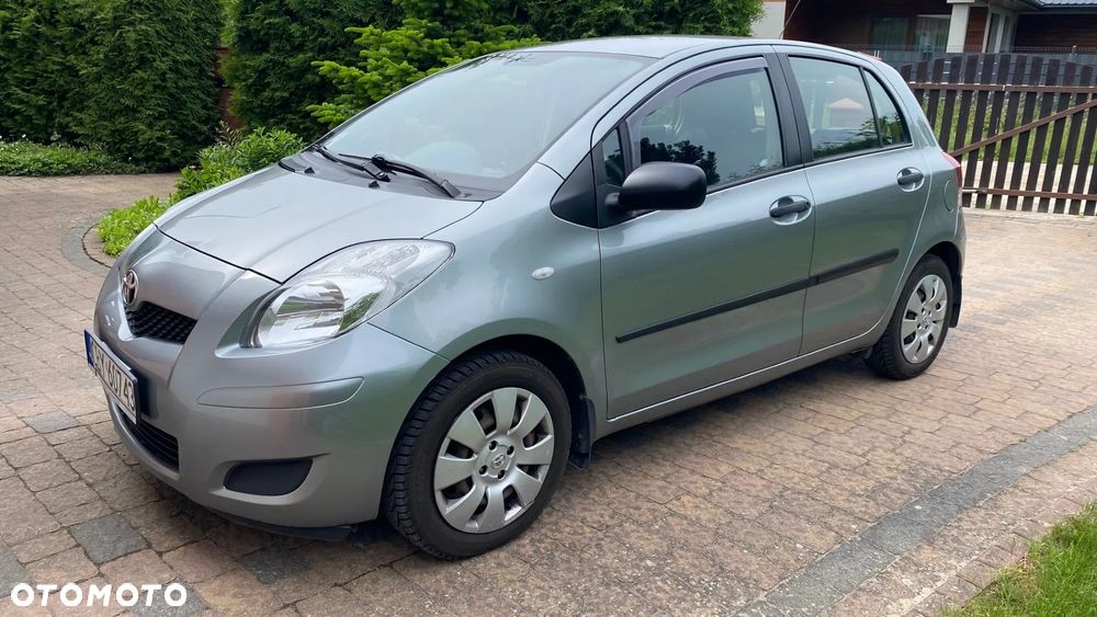 Toyota Yaris 1.33 Luna - 8