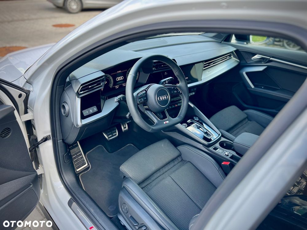 Audi A3 Limousine 35 TFSI mHEV S Line S tronic - 11