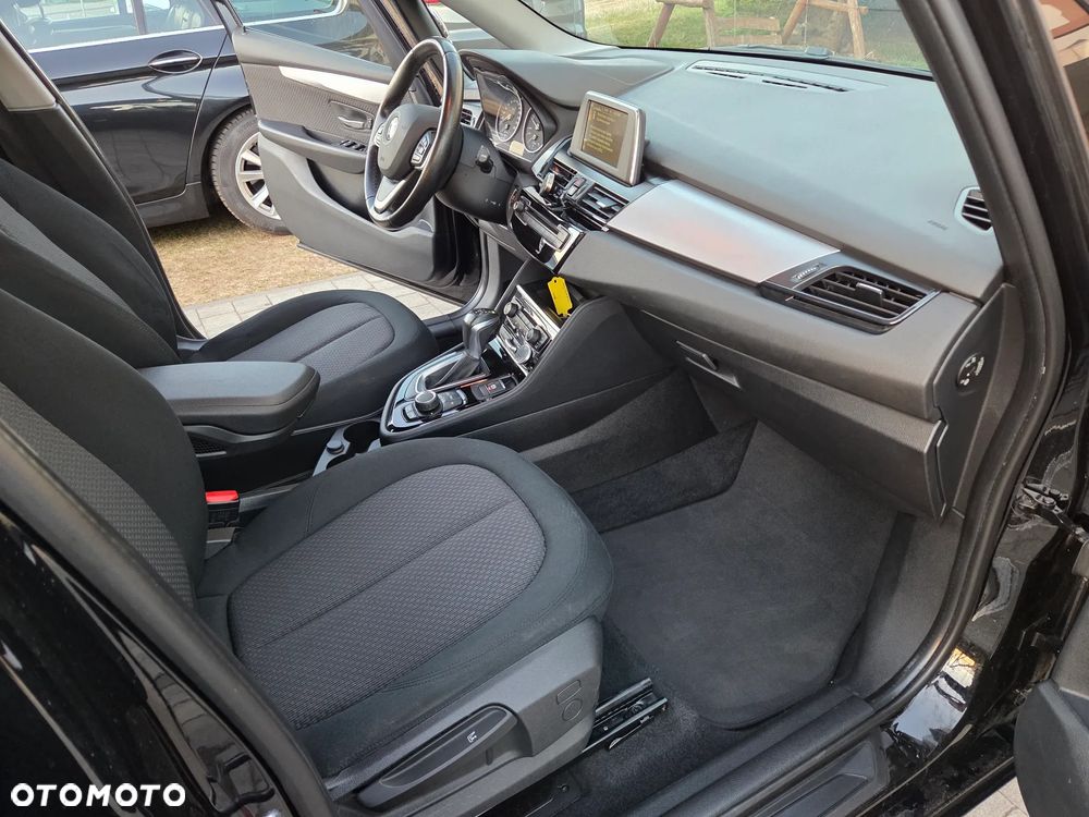 BMW Seria 2 220d Sport-Aut - 9