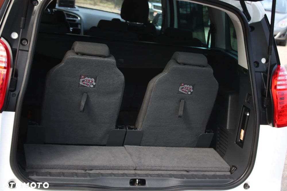 Peugeot 5008 1.6 THP Allure 7os - 5