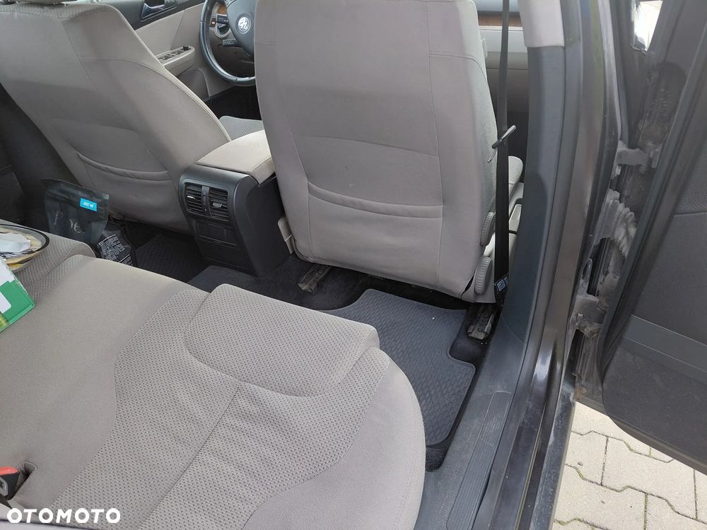 Volkswagen Passat 2.0 TDI DPF Comfortline - 7