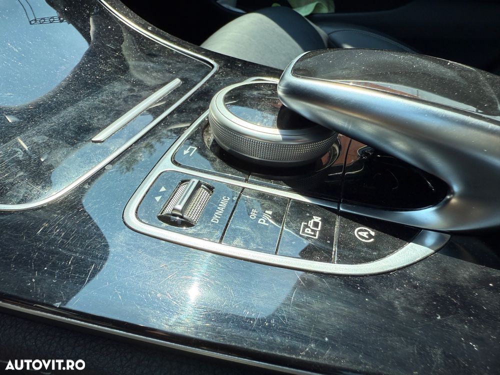 Mercedes-Benz E 220 d 9G-TRONIC AMG Line - 22