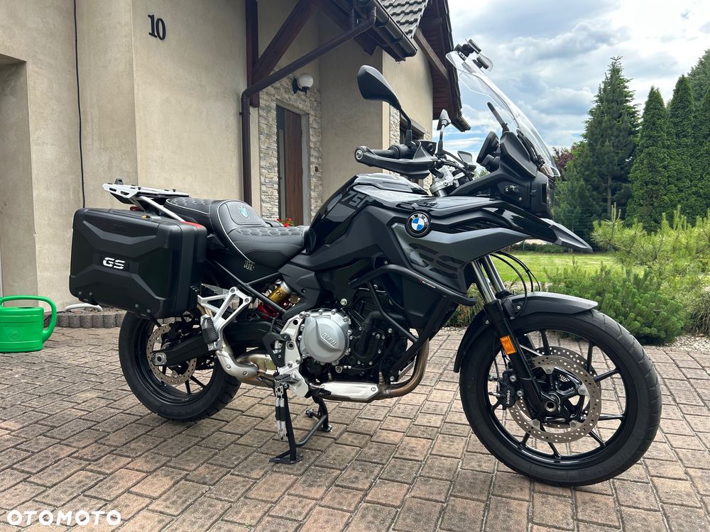 BMW F - 4