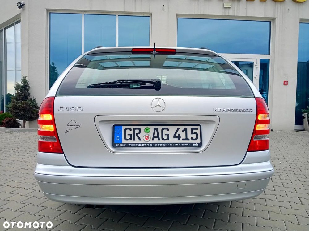 Mercedes-Benz Klasa C 180 T Kompressor Elegance Sport Edition - 5