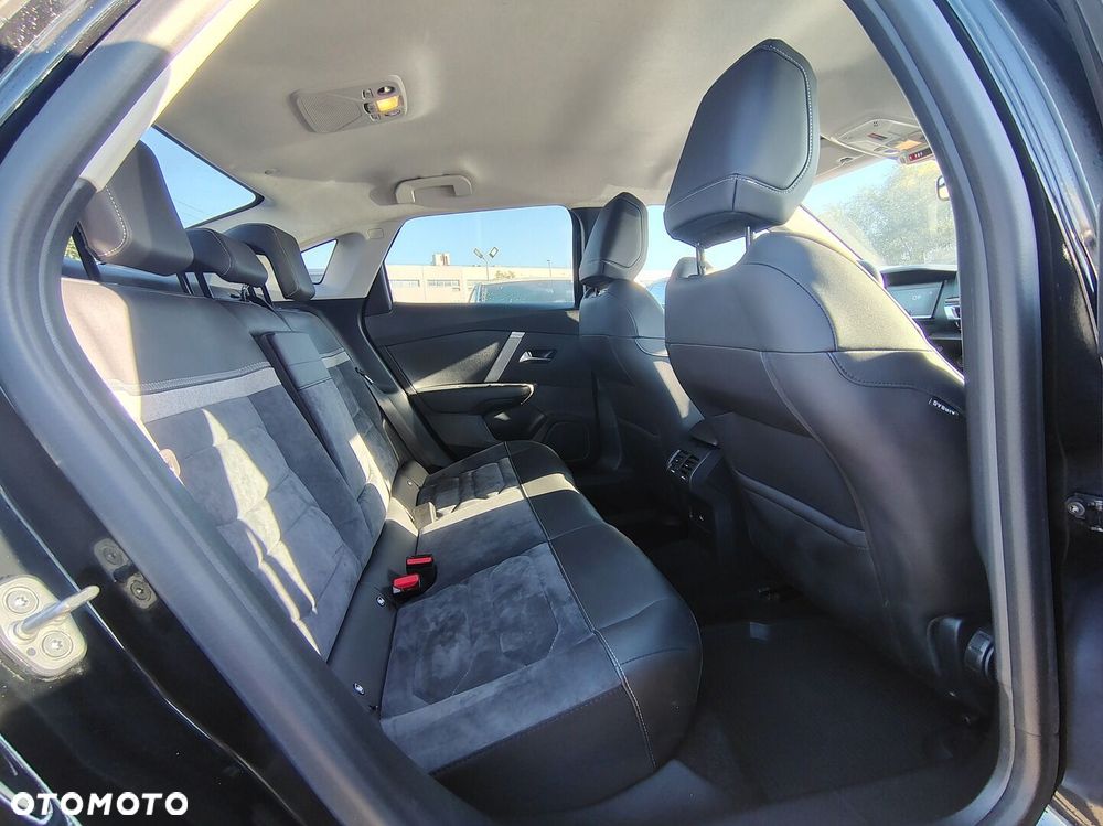 Citroën C4X 1.2 PureTech Max S&S EAT8 - 11