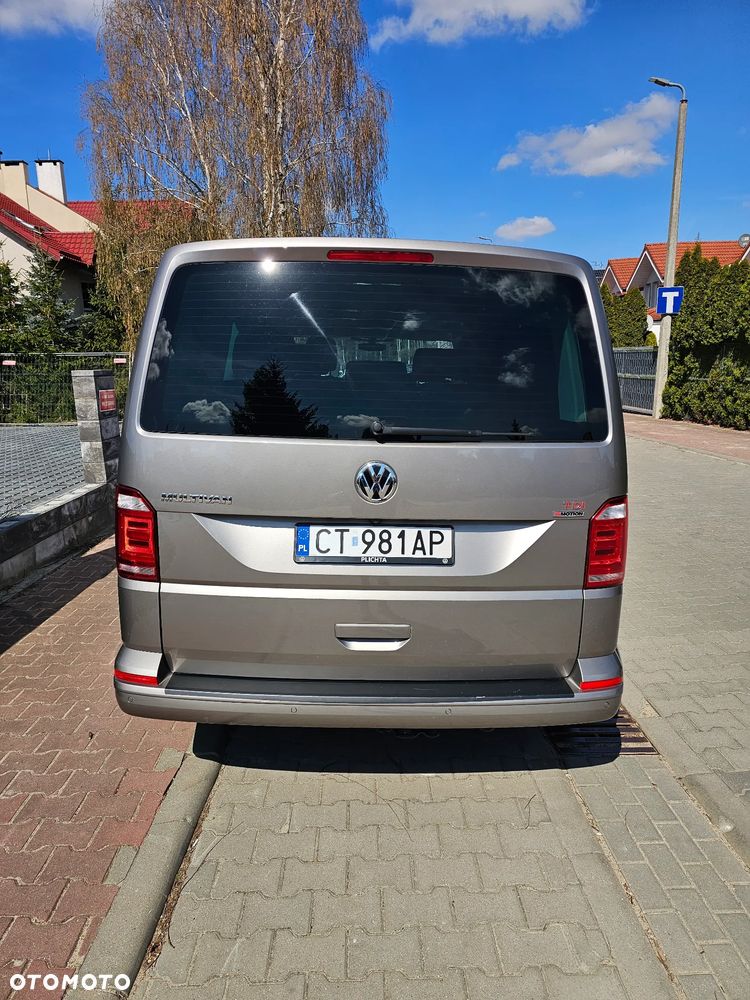 Volkswagen Multivan - 16