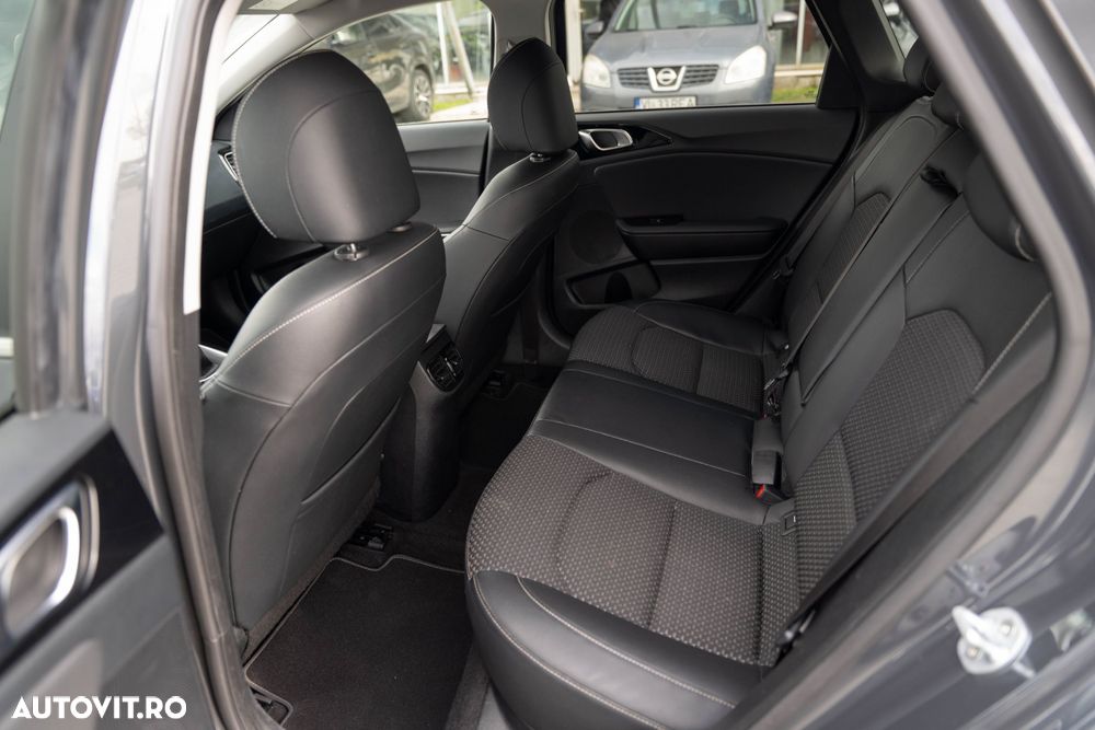 Kia Ceed 1.6 CRDi GT Line - 16