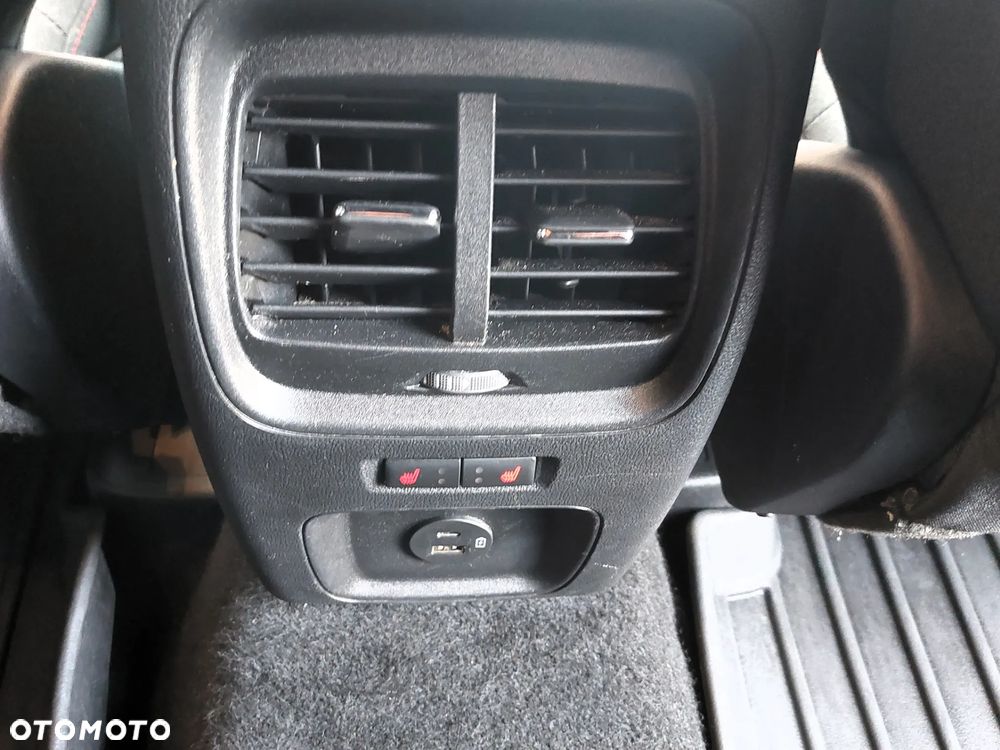 Ford Kuga 2.0 TDCi FWD ST-Line - 13