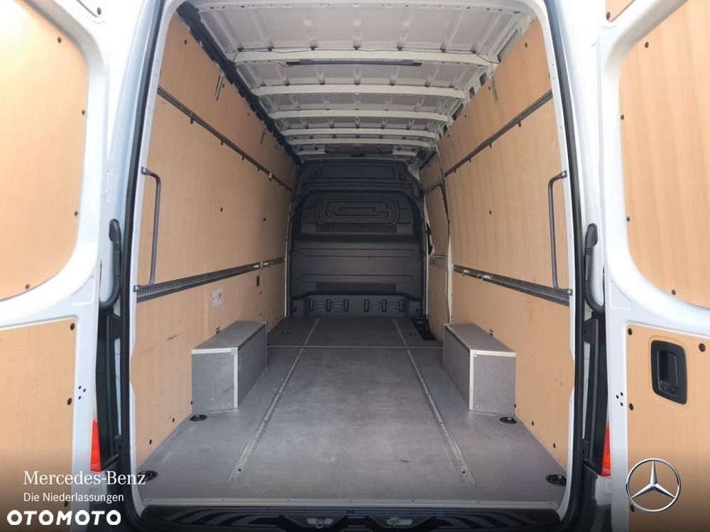 Mercedes-Benz Sprinter - 7