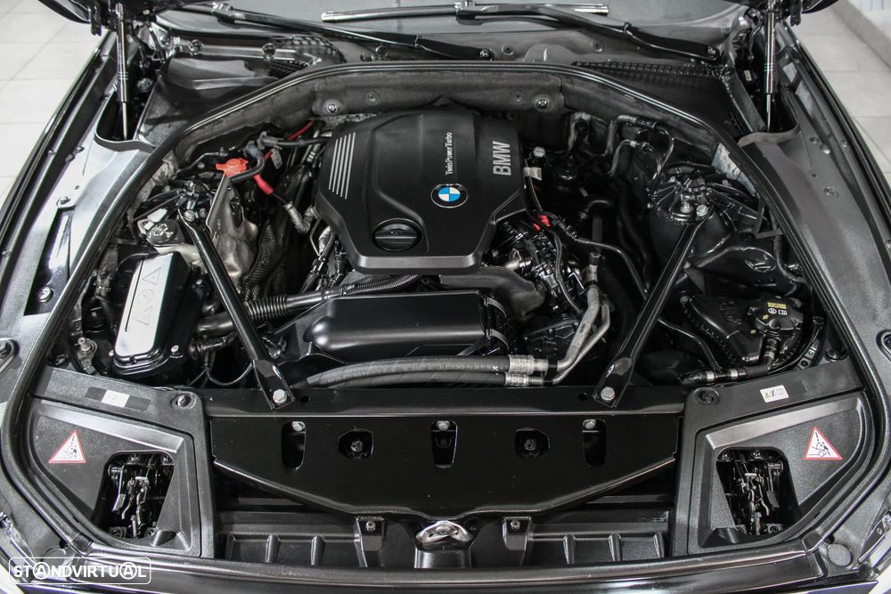 BMW 520 d Pack M Auto - 27