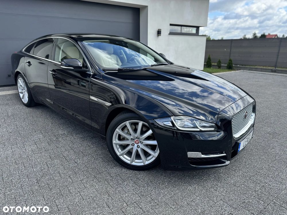 Jaguar XJ 3.0 V6 Premium Luxury - 5