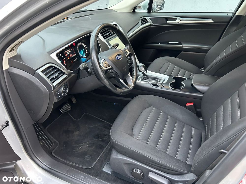 Ford Mondeo SW 2.0 TDCi Titanium PowerShift - 6