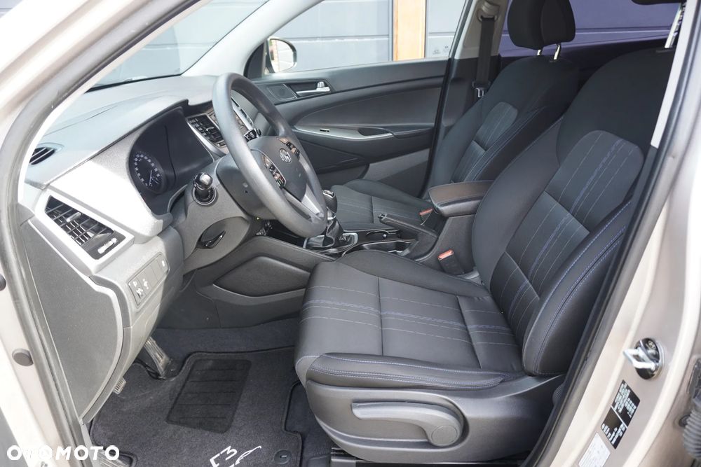 Hyundai Tucson blue 1.6 GDi 2WD Trend - 17