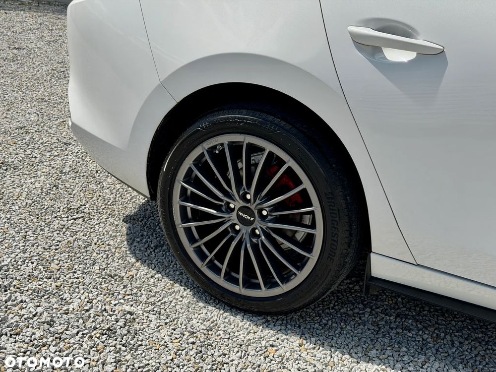 Mazda 3 - 25