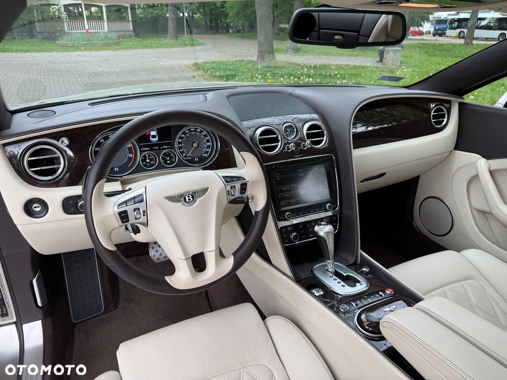 Bentley Continental GT W12 - 35