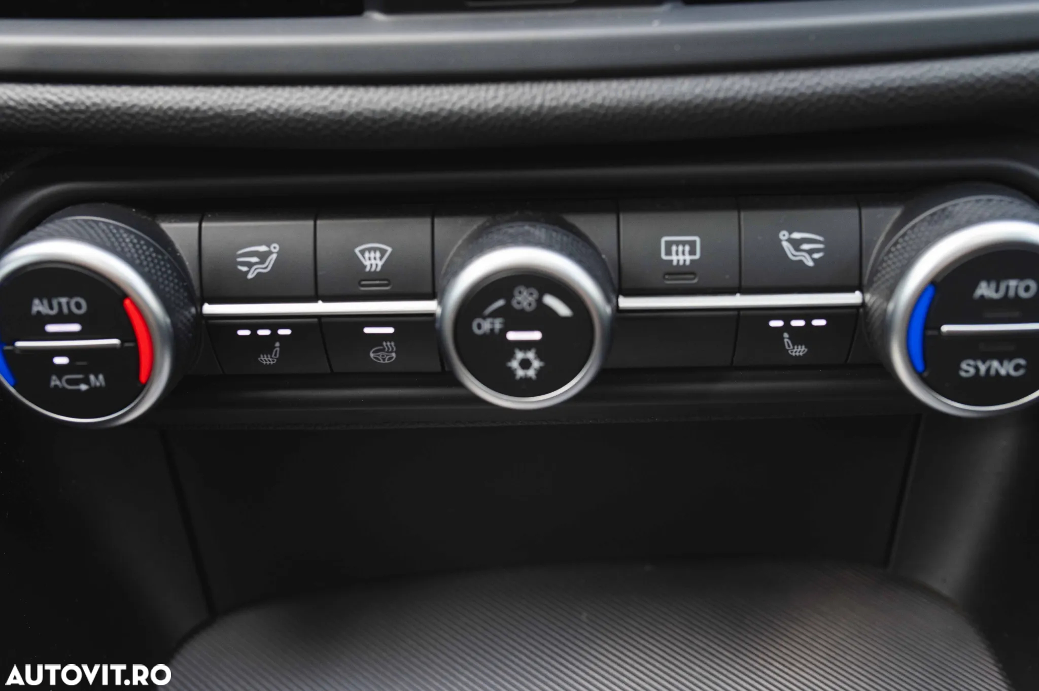 Alfa Romeo Giulia 2.2 Diesel AT8-Q4 Veloce - 33