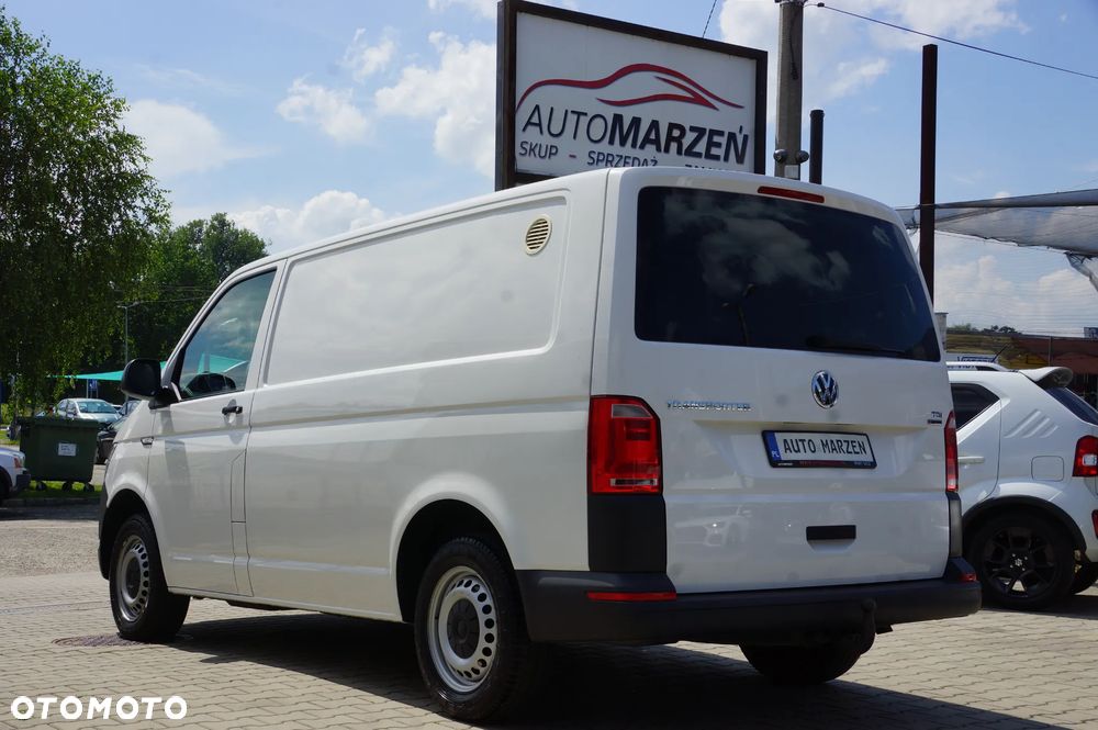 Volkswagen Transporter - 6