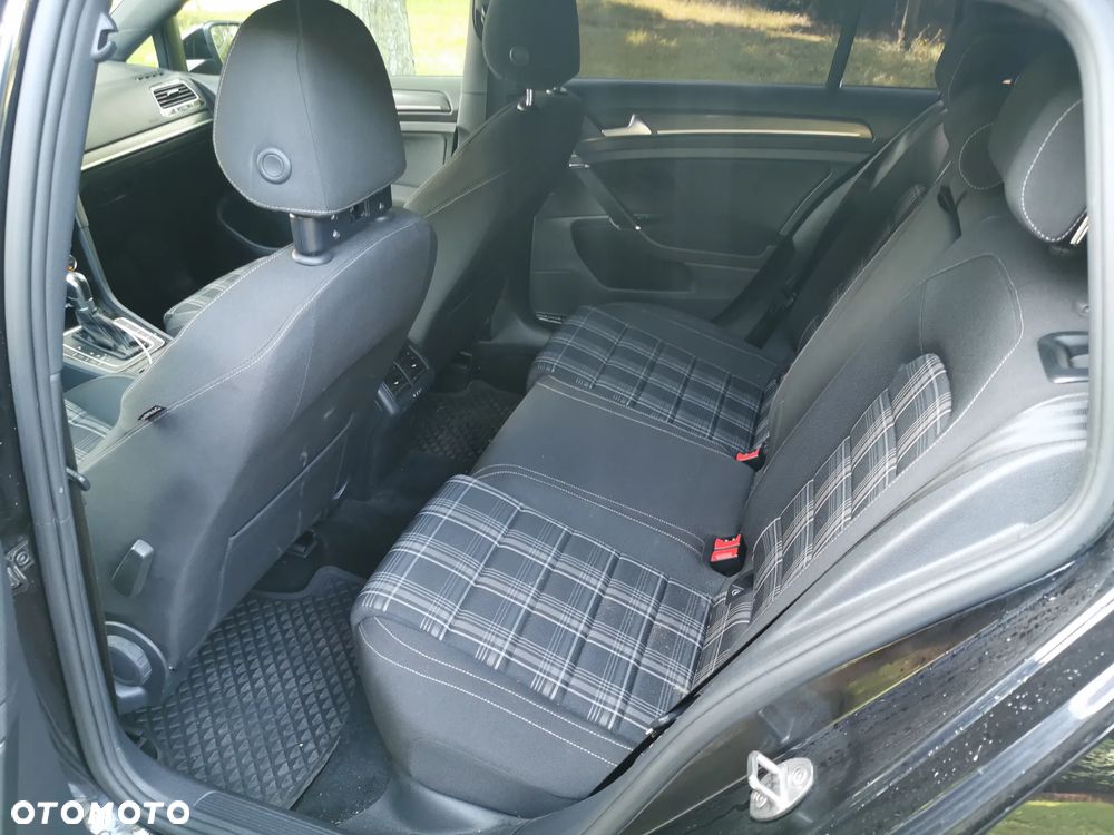 Volkswagen Golf Variant GTD BlueMotion Technology DSG - 17