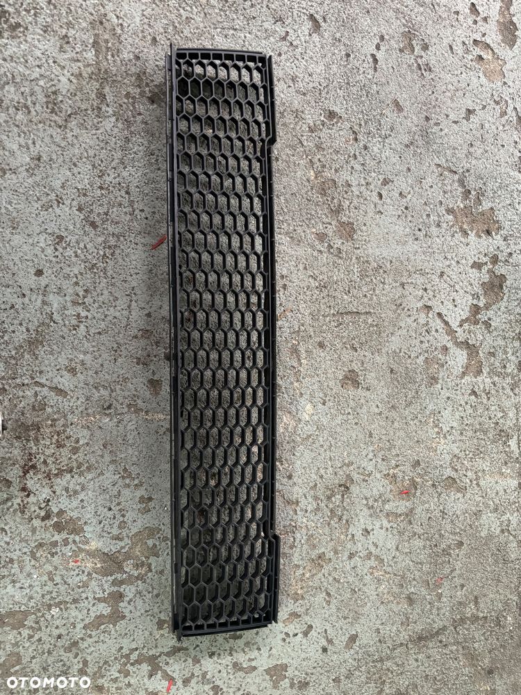 FIAT 500 KRATKA SRODKOWA ZDERZAKA 735425618 - 1