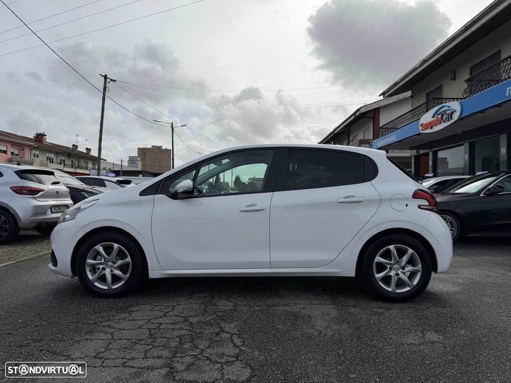 Peugeot 208 1.6 BlueHDi Style - 3