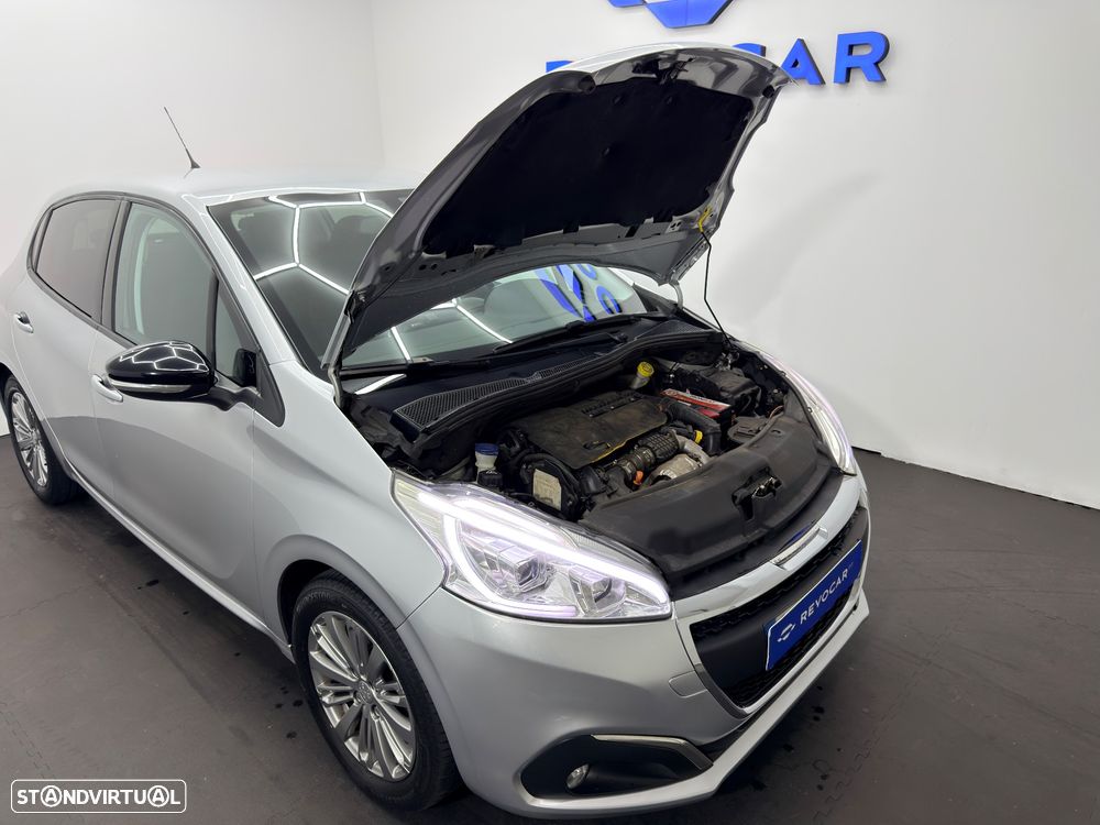 Peugeot 208 1.6 BlueHDi Style - 32