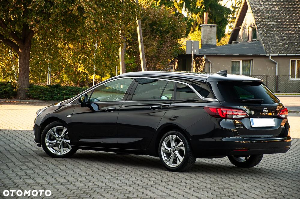 Opel Astra 1.4 Turbo Innovation - 17