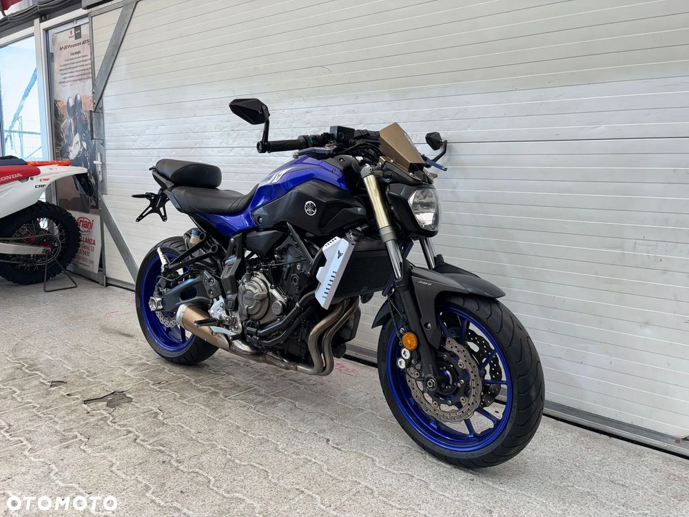 Yamaha MT - 3
