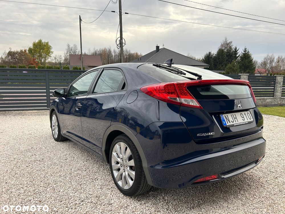 Honda Civic 1.8 i-VTEC Sport - 8