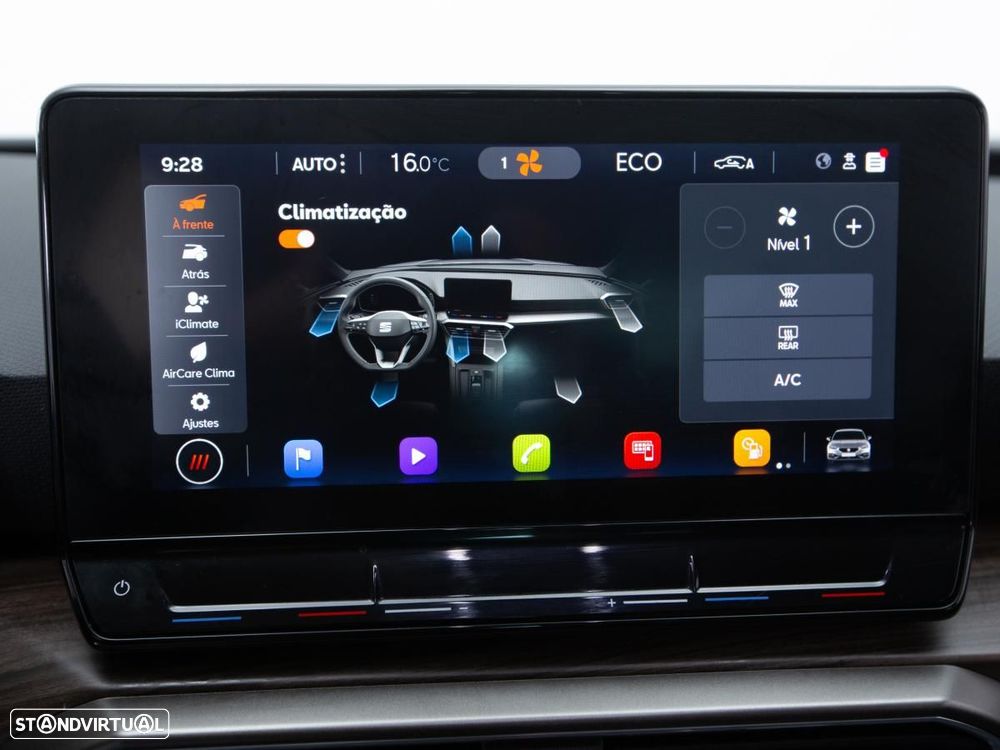SEAT Leon 1.4 e-Hybrid Xcellence DSG - 24