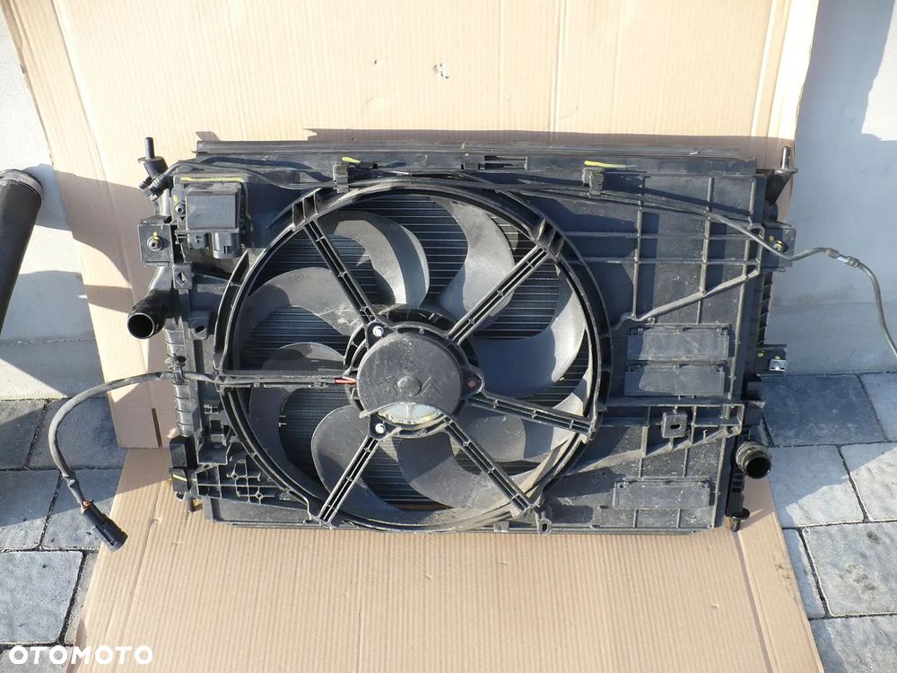 5008 II 3008 II 17- PAS BELKI CHLODNICE ORYGI. - 15