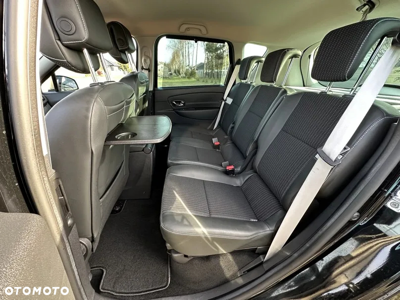 Renault Scenic - 23