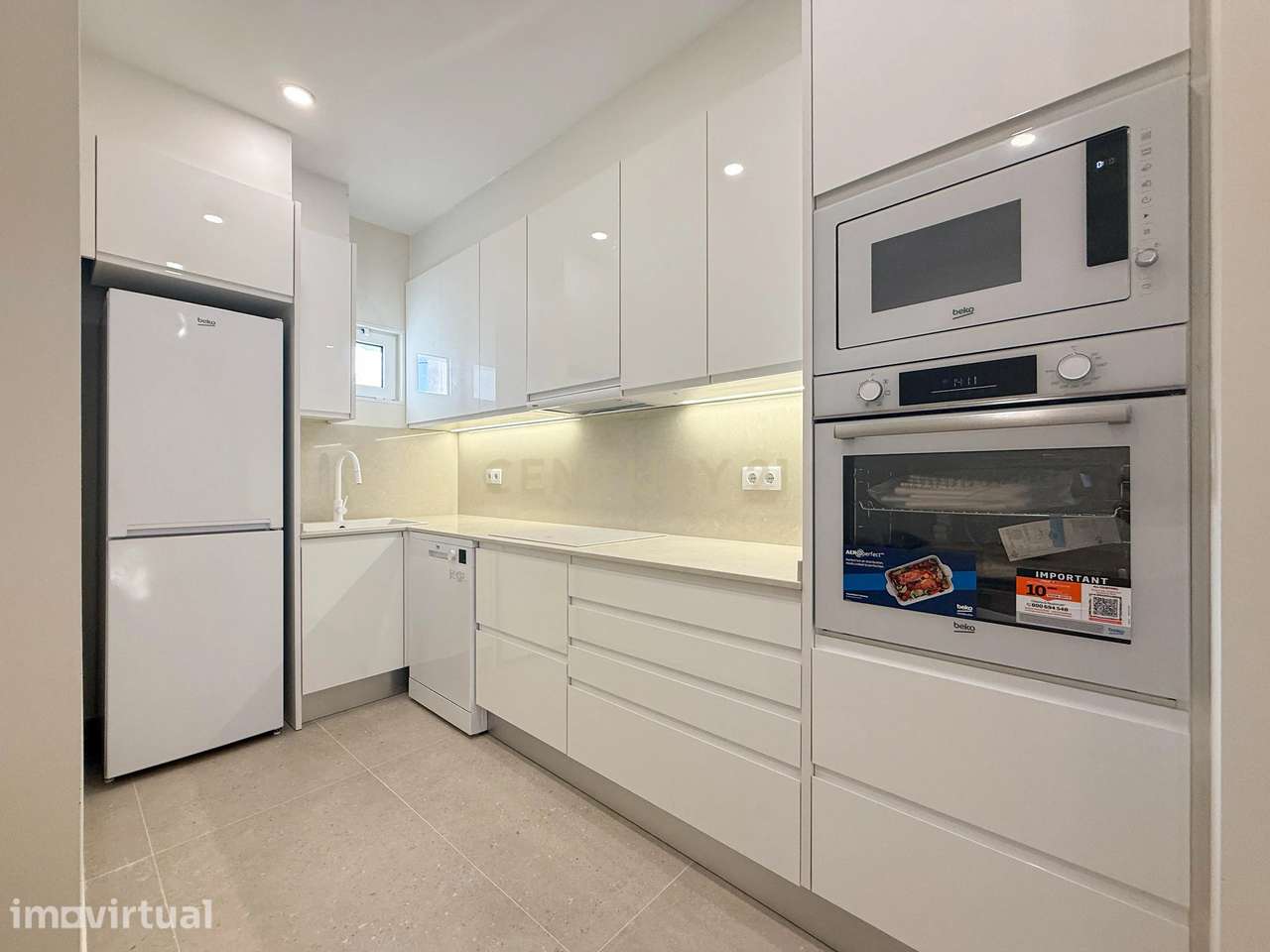Moradia T2 | Renovada | Logradouro | Tunes - Grande imagem: 2/22